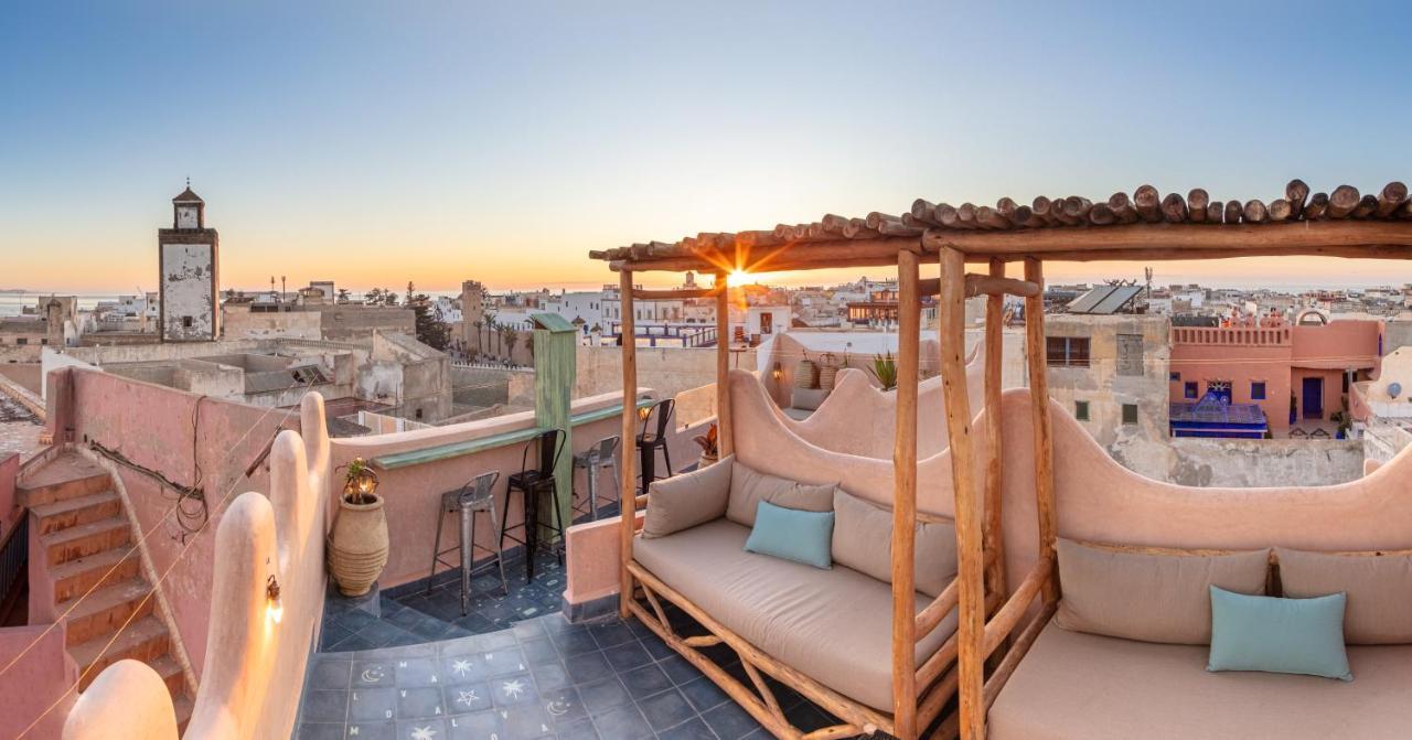 Mama Lova Hotel, Riad, Restaurant & Spa Ес-Сувейра Екстер'єр фото