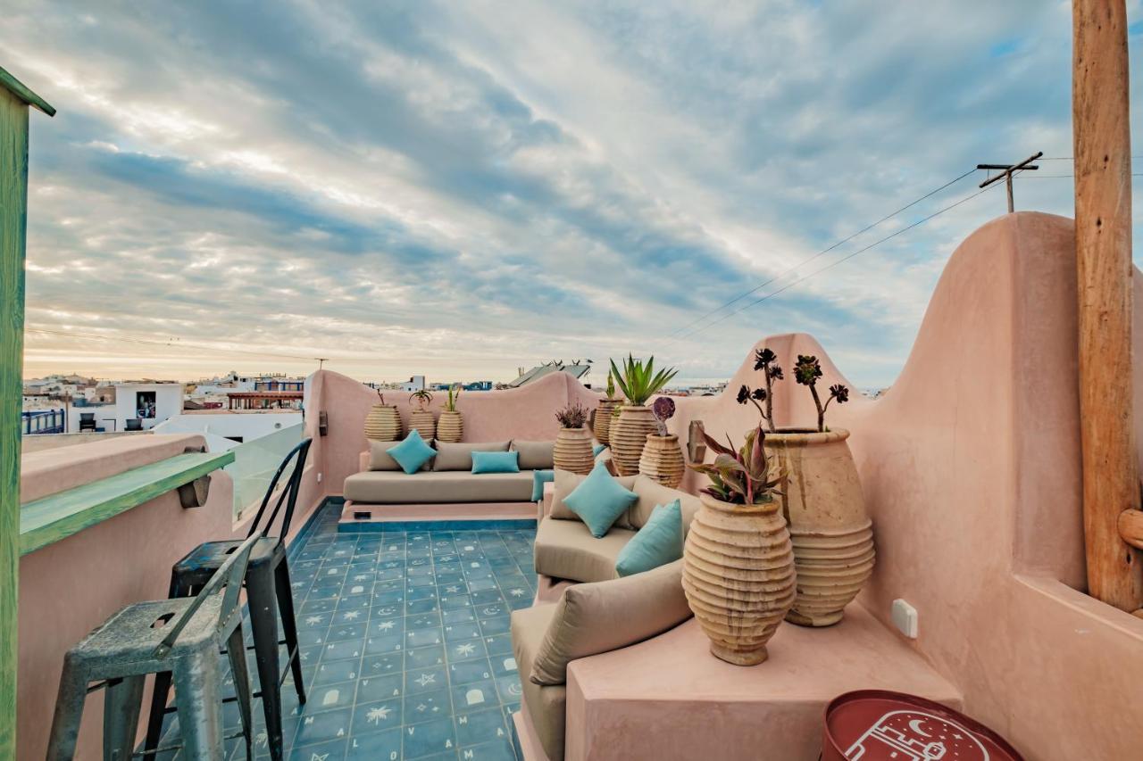 Mama Lova Hotel, Riad, Restaurant & Spa Ес-Сувейра Екстер'єр фото
