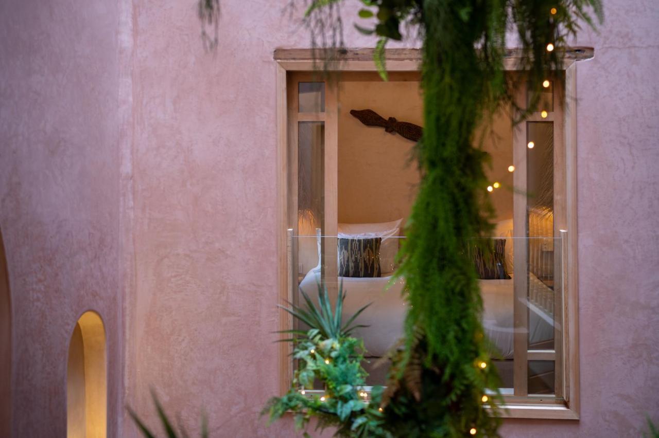 Mama Lova Hotel, Riad, Restaurant & Spa Ес-Сувейра Екстер'єр фото