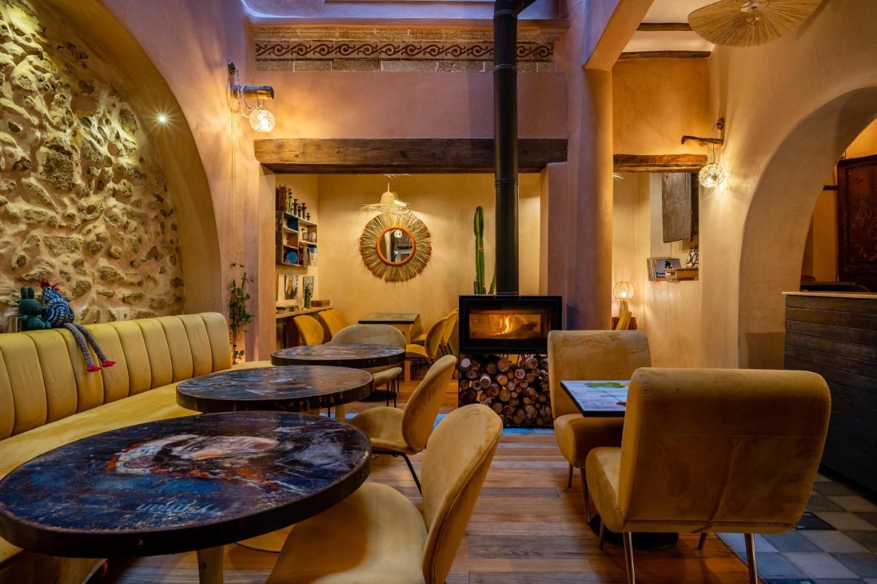 Mama Lova Hotel, Riad, Restaurant & Spa Ес-Сувейра Екстер'єр фото