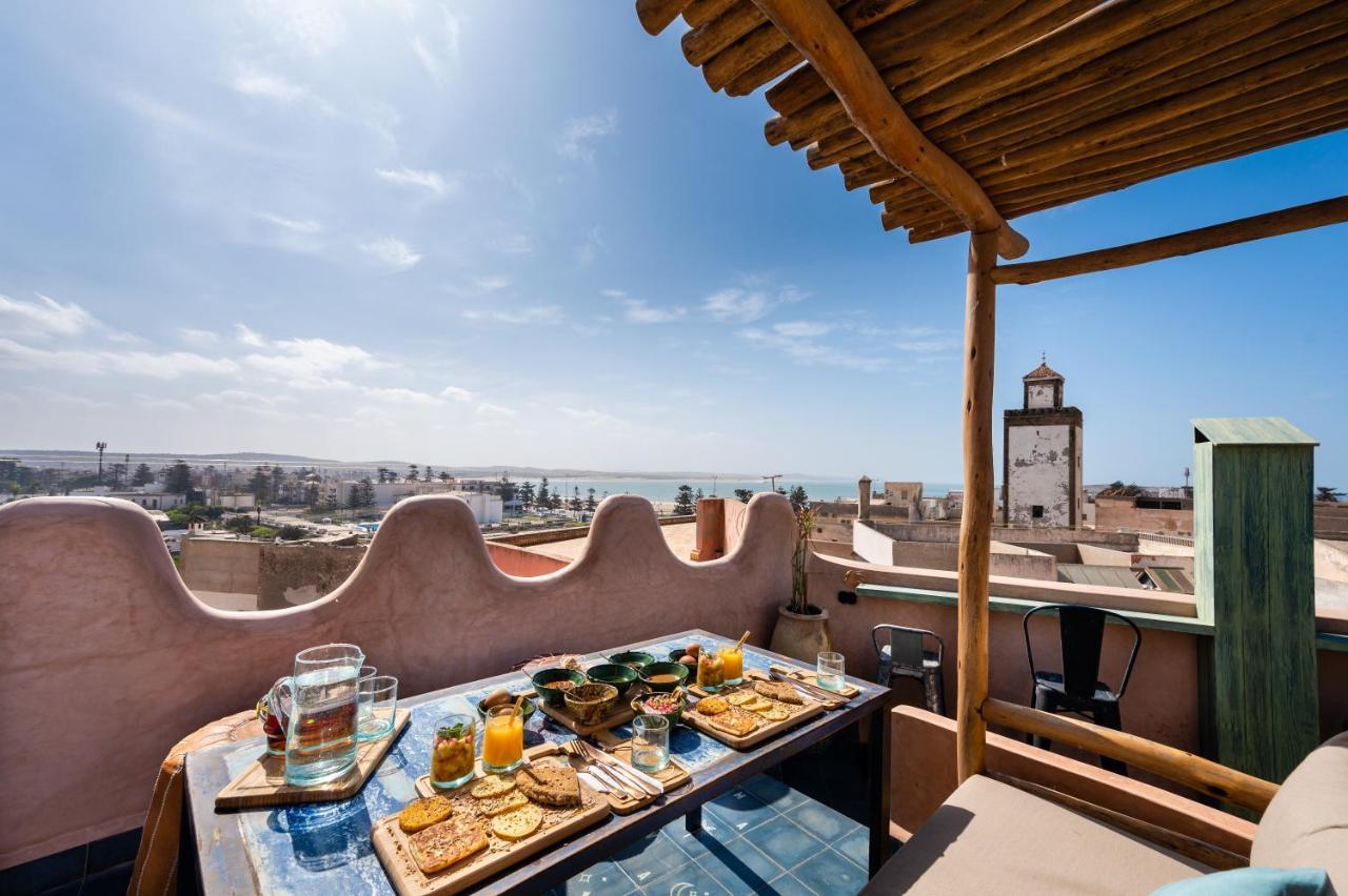 Mama Lova Hotel, Riad, Restaurant & Spa Ес-Сувейра Екстер'єр фото