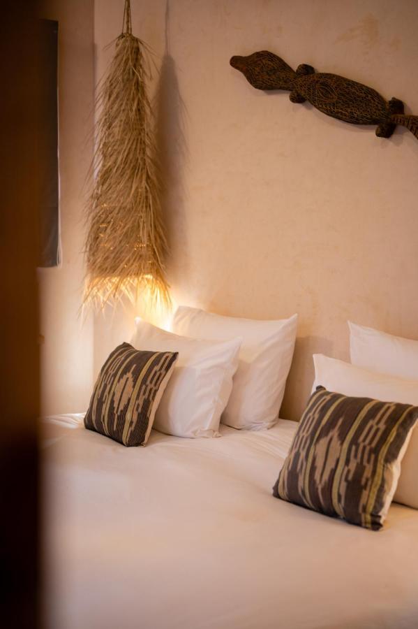 Mama Lova Hotel, Riad, Restaurant & Spa Ес-Сувейра Екстер'єр фото