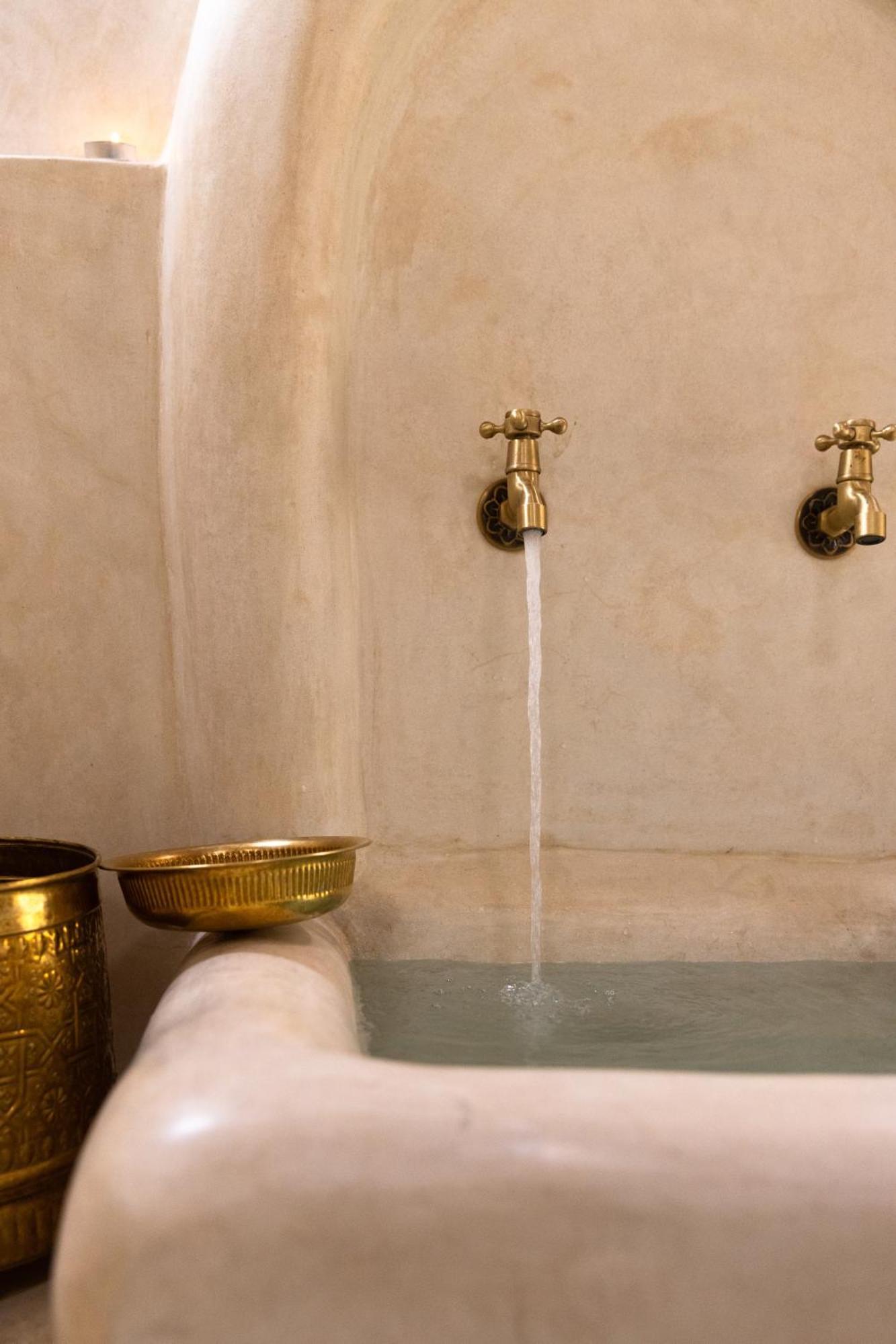 Mama Lova Hotel, Riad, Restaurant & Spa Ес-Сувейра Екстер'єр фото